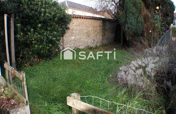 Maison plain pied deux chambres et logement annexe