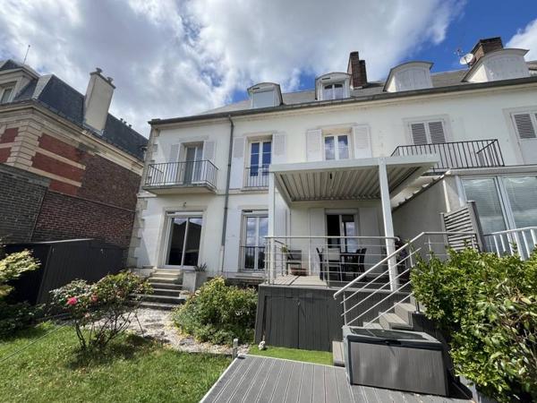 Maison à vendre 699 000 € Pontoise 8 p 174 m² DPE E