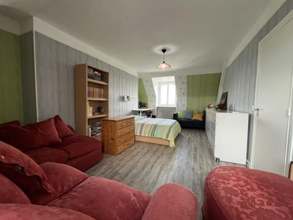 Maison à vendre 699 000 € Pontoise 8 p 174 m² DPE E