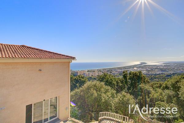 Maison Bastia 7 pièces 180 m2