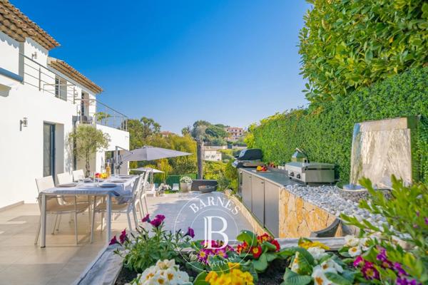 Vallauris, Villa 4 Chambres -  213 m² à vendre