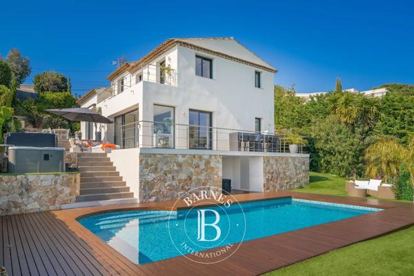 Vallauris, Villa 4 Chambres -  213 m² à vendre