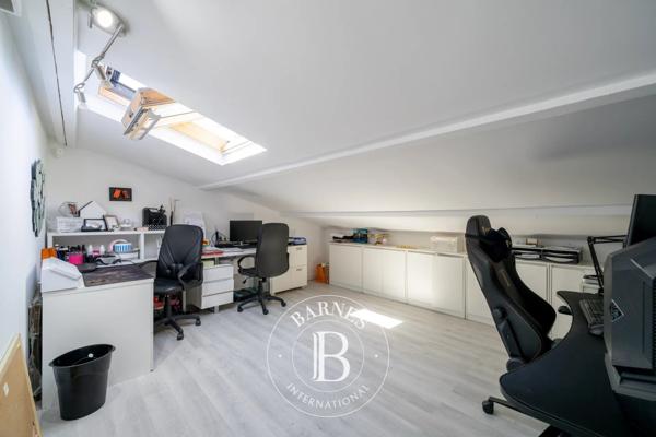 Vallauris, Villa 4 Chambres -  213 m² à vendre