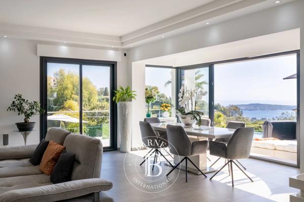 Vallauris, Villa 4 Chambres -  213 m² à vendre