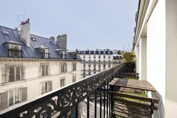Appartement Paris 9 e - SQUARE MONTHOLON / FAUBOURG POISSONNIÈRE