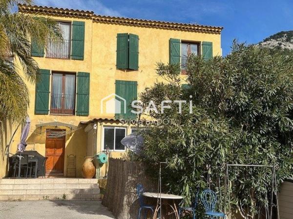 TOULON QUARTIER SIBLAS T5 SUR 283M2