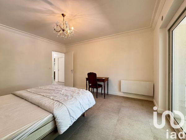 Location appartement 4 pièces 124 m² Nans-les-Pins