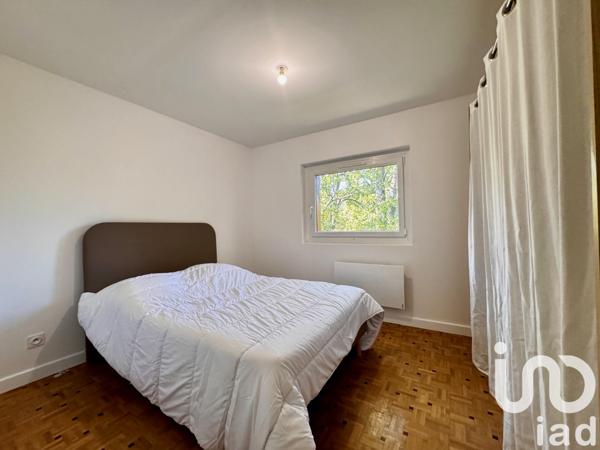 Location appartement 4 pièces 124 m² Nans-les-Pins