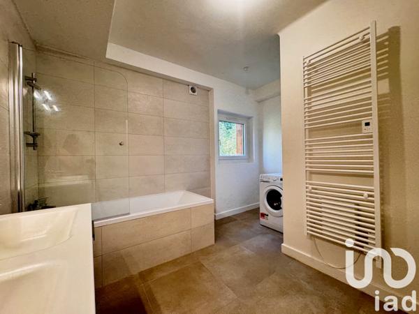 Location appartement 4 pièces 124 m² Nans-les-Pins