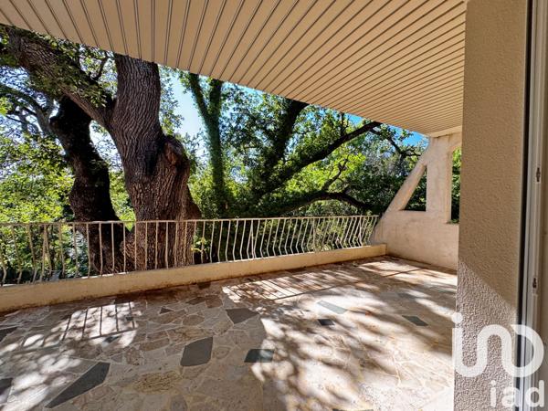 Location appartement 4 pièces 124 m² Nans-les-Pins