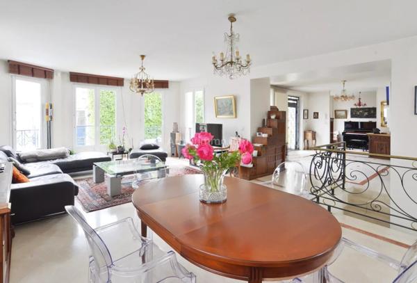 Vente Maison 8 pièces 207 m2 à Nogent-sur-Marne