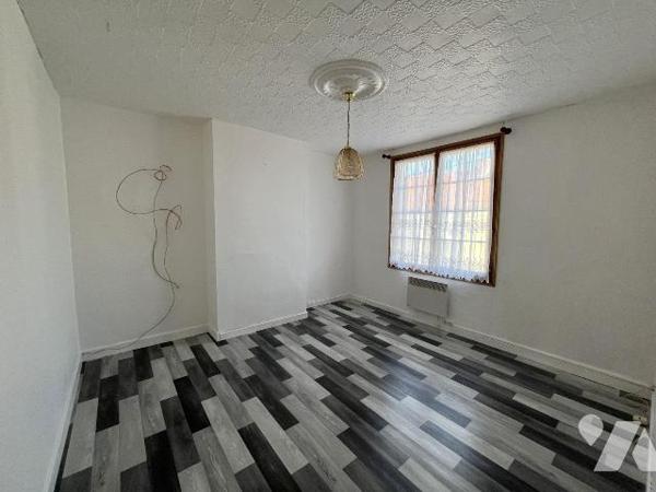 Notre Service Immobilier vous propose cette maison située à Saint-Martin-Boulogne dans un très ...