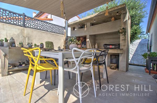 Le Boulou (66160) À découvrir en fin de lotissement : magnifique maison 4 faces