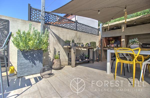 Le Boulou (66160) À découvrir en fin de lotissement : magnifique maison 4 faces