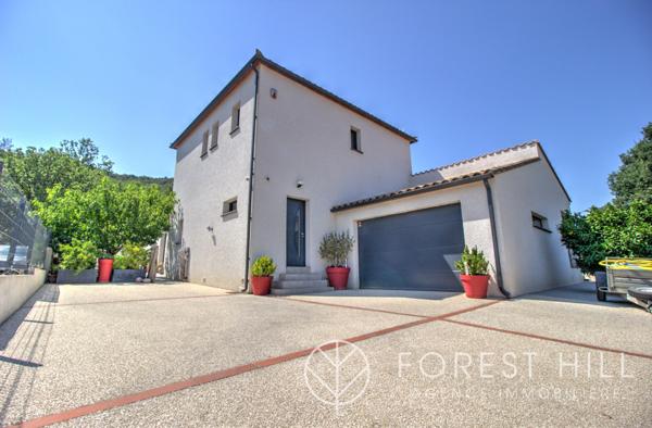 Le Boulou (66160) À découvrir en fin de lotissement : magnifique maison 4 faces