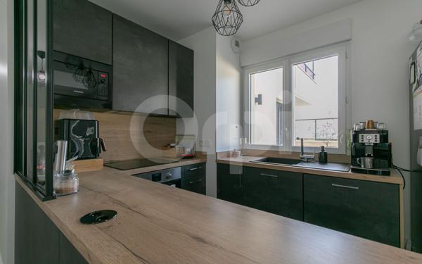 Appartement à vendre    3 pièces • 70,62 m2 Champs-sur-Marne