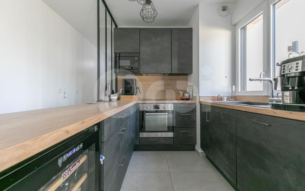 Appartement à vendre    3 pièces • 70,62 m2 Champs-sur-Marne