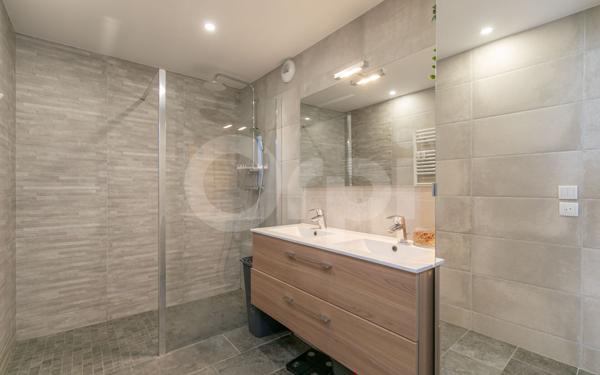 Appartement à vendre    3 pièces • 70,62 m2 Champs-sur-Marne