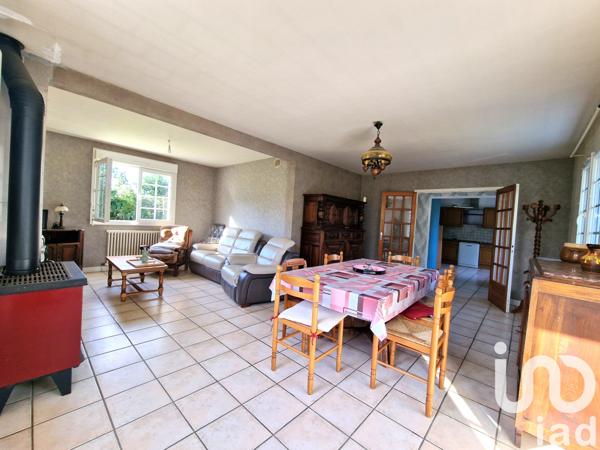 Maison à vendre 5 pièces 103 m² Carhaix-Plouguer