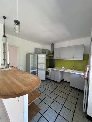 Maison 6 pièce(s) 3 chambre(s) 142 m²