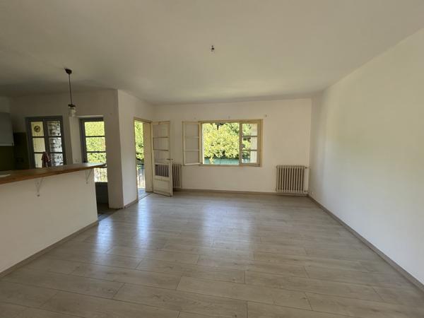 Maison 6 pièce(s) 3 chambre(s) 142 m²