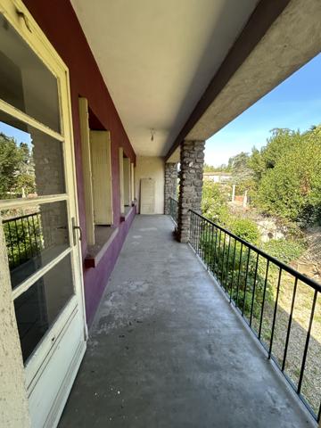 Maison 6 pièce(s) 3 chambre(s) 142 m²