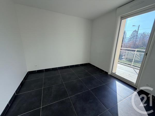 Appartement F4 à vendre  4 pièces - 64,32 m2 VOIRON - 38