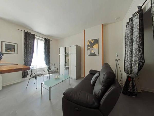 Appartement 1 pièce                                        - 42000 Saint-Étienne Réf : 12015
