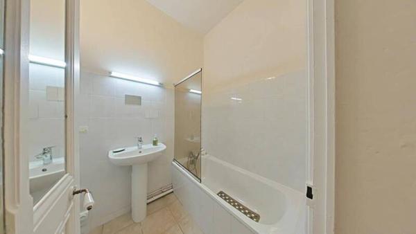 Appartement 1 pièce                                        - 42000 Saint-Étienne Réf : 12015