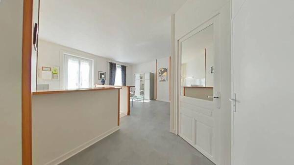 Appartement 1 pièce                                        - 42000 Saint-Étienne Réf : 12015