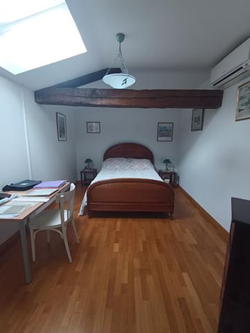 Frontignan centre ville - Magnifique appartement T6 de 248 M² avec terrasse...