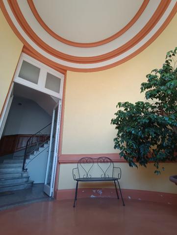 Frontignan centre ville - Magnifique appartement T6 de 248 M² avec terrasse...