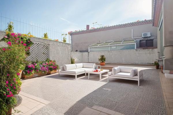 Frontignan centre ville - Magnifique appartement T6 de 248 M² avec terrasse...