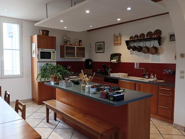 Frontignan centre ville - Magnifique appartement T6 de 248 M² avec terrasse...