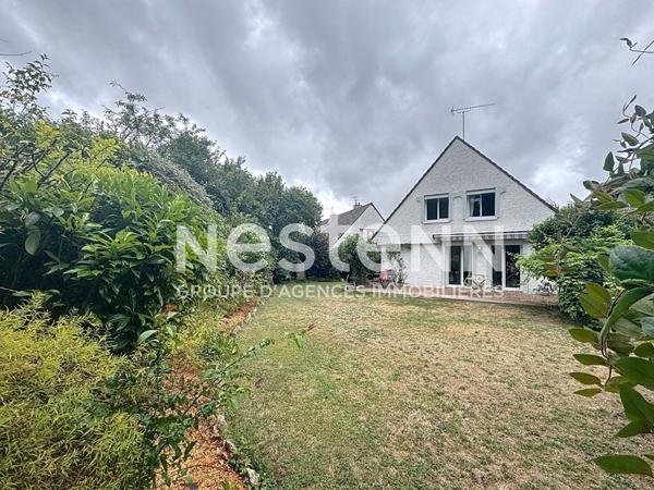 Maison Evry Courcouronnes 6 pièces, grand jardin, proche T12, écoles et collége, 4 chambres, grand salon, contrat Nestenn