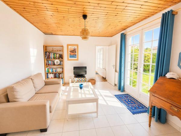 Maison et Hangar 674m2