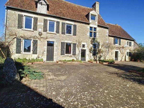 Maison  10 pièce(s) 340 m2