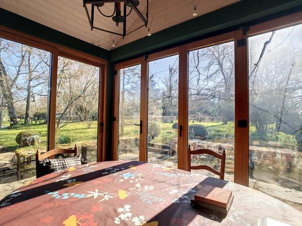 Maison  10 pièce(s) 340 m2