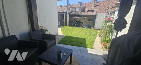 SAINT-POL-SUR-MER  (59430), Quartier des Bazennes, agréable MAISON d'une surface habitable de 7...