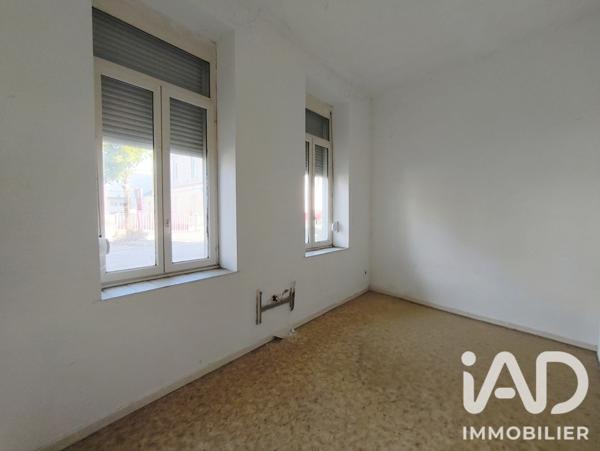 Immeuble à vendre 281 m² Hirson