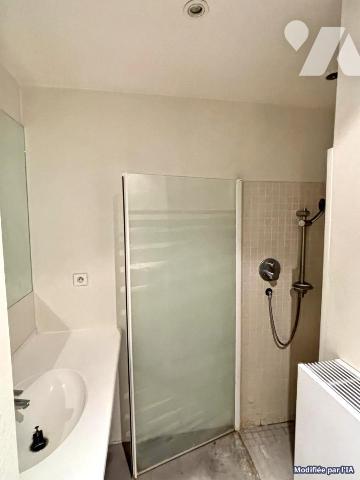 À vendre à VOIRON – Appartement T5 plein de charme avec superbe pièce de vie – 