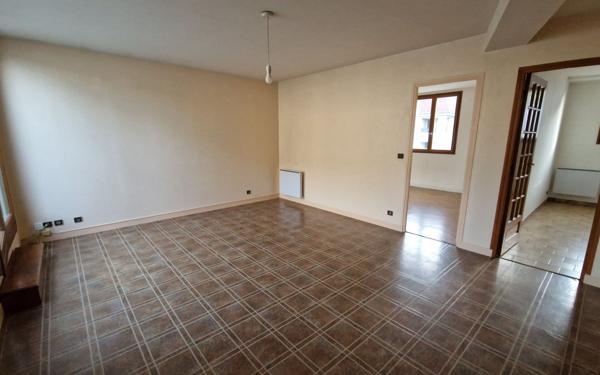 Appartement à vendre    2 pièces •  Coulommiers