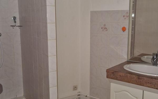 Appartement à vendre    2 pièces •  Coulommiers