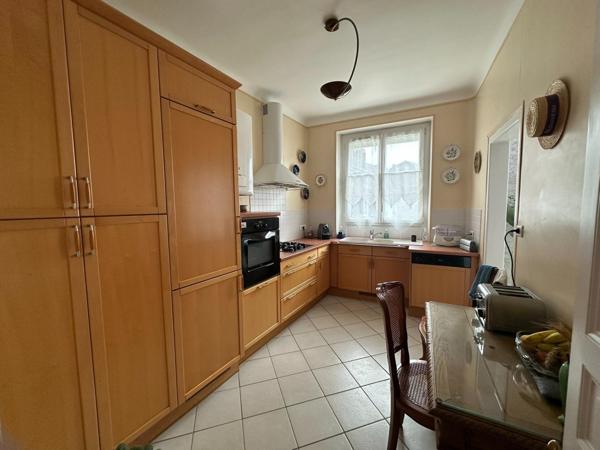 Appartement centre ville Gien, 3 pièces, 2 chambres, 98 m²