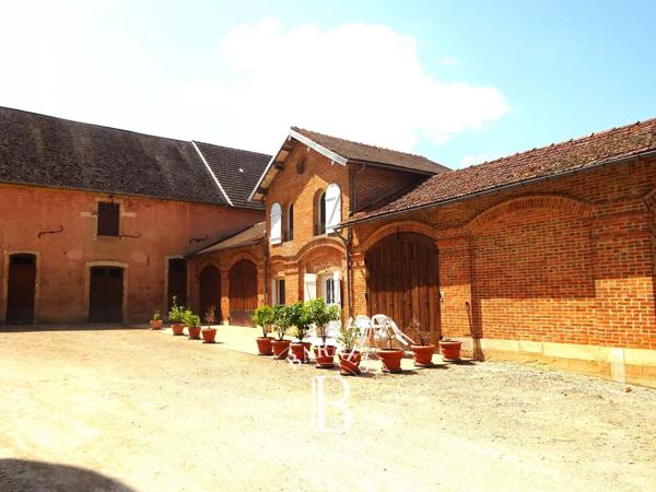 Avallon, Château 25 Chambres -  1 500 m² à vendre