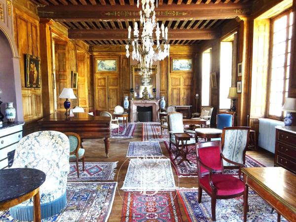 Avallon, Château 25 Chambres -  1 500 m² à vendre
