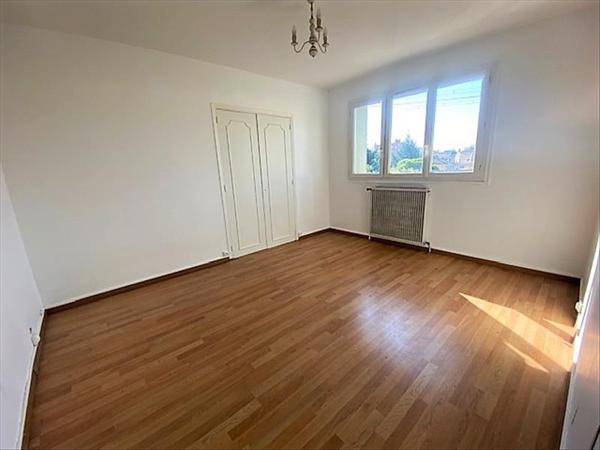 Appartement à louer 1 318 € CC TOULOUSE 5 p 123 m² DPE E