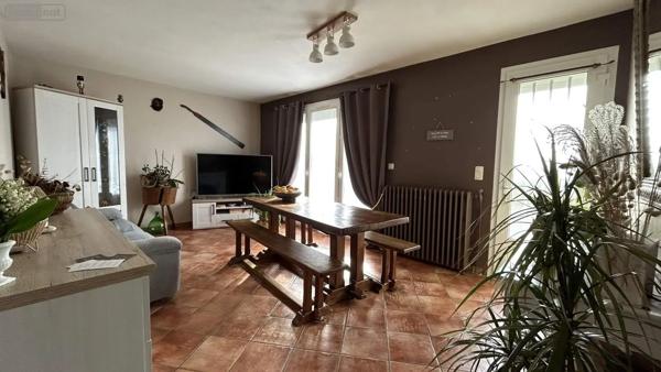 Achat - Maison Château-Gontier-sur-Mayenne 53200 4 pièces 76 m 2 1482 m 2