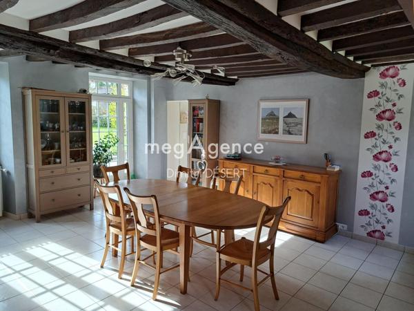 Maison à MONTILLY-SUR-NOIREAU, 61100 - 6 pièces 154m²