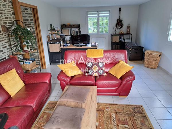 Maison à MONTILLY-SUR-NOIREAU, 61100 - 6 pièces 154m²